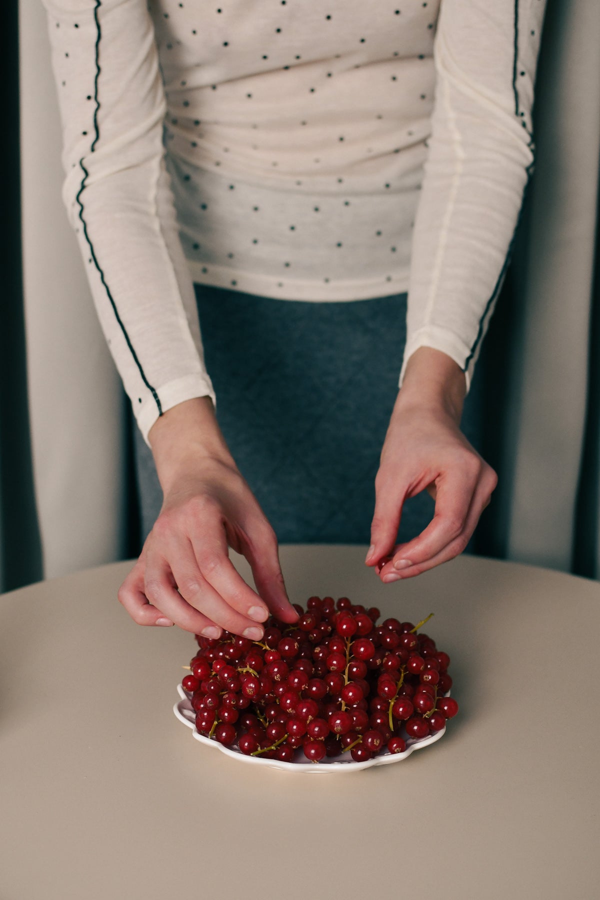 White Walnut Praline & Smoked Red Currant